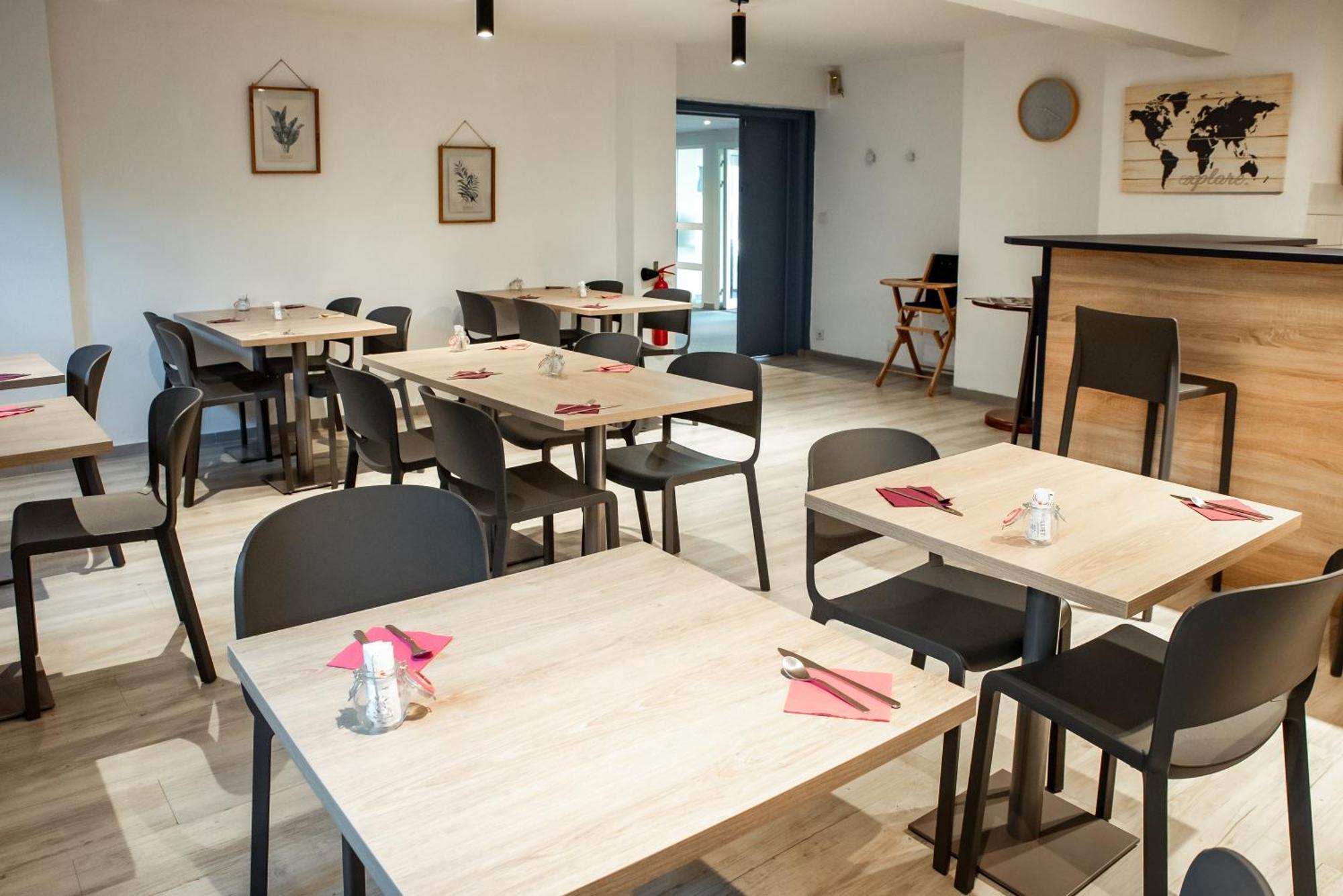 Terres De France Brest Aparthotel Exterior photo