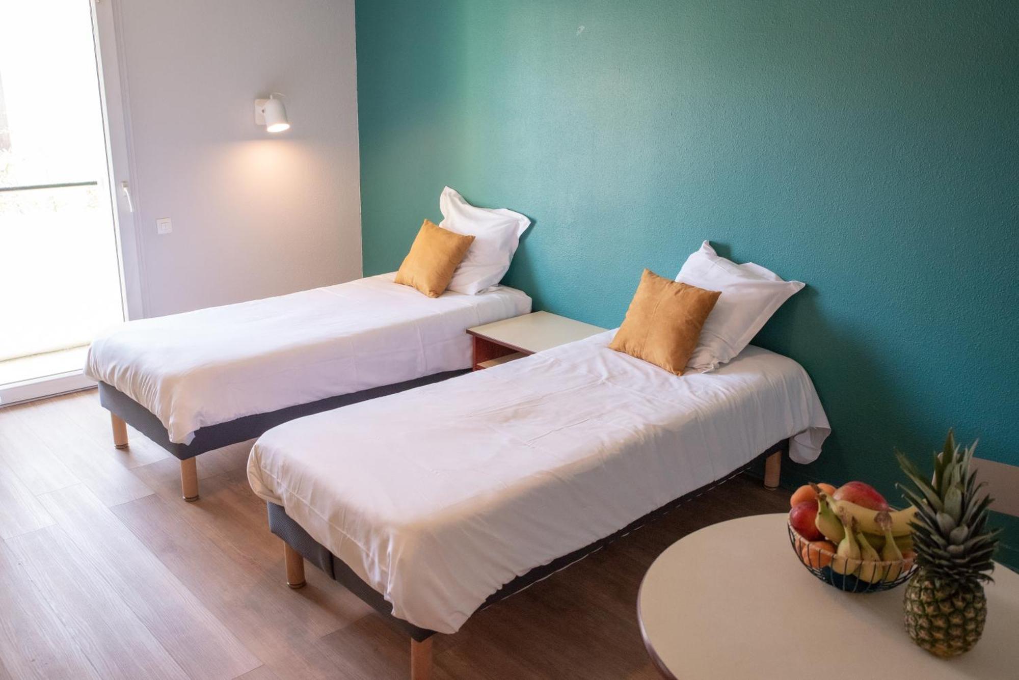 Terres De France Brest Aparthotel Exterior photo